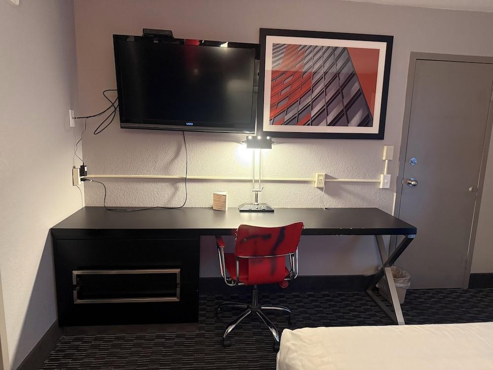 Sonesta Essential Rapid City photo 30