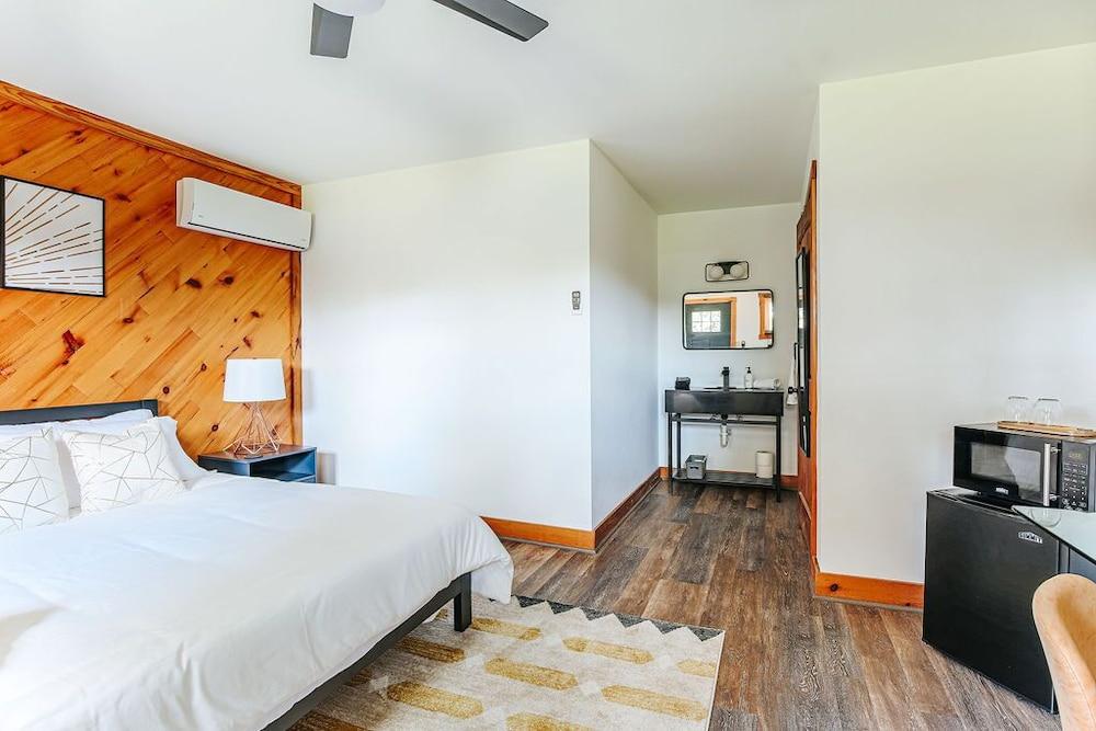 Basecamp151 photo 22