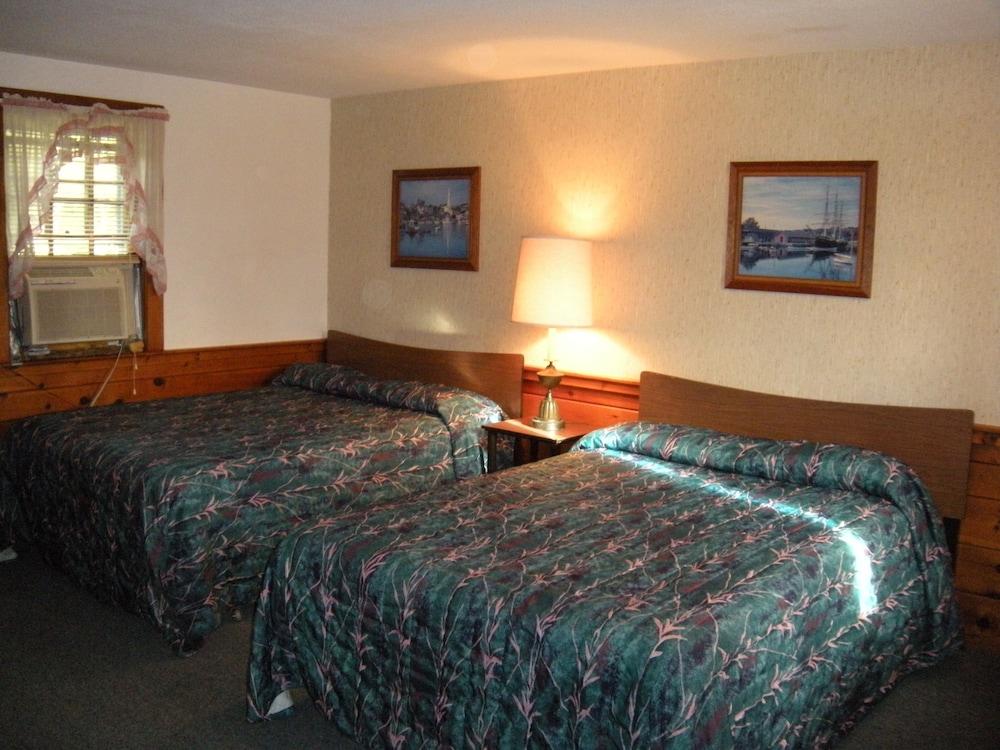 Bass River Motel photo 5