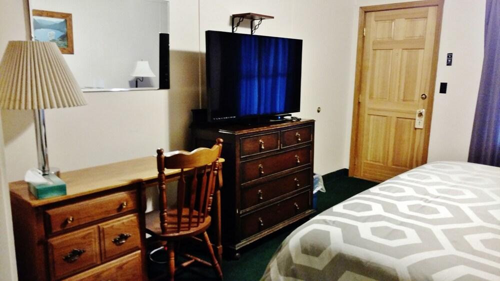 DB Botique and Cabins photo 32