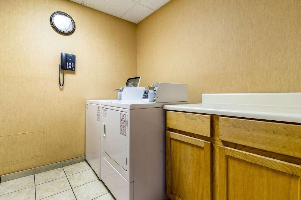Quality Inn Lumberton North photo 28