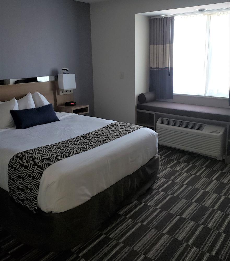 Microtel by Wyndham Penn Yan Finger Lakes Region photo 16