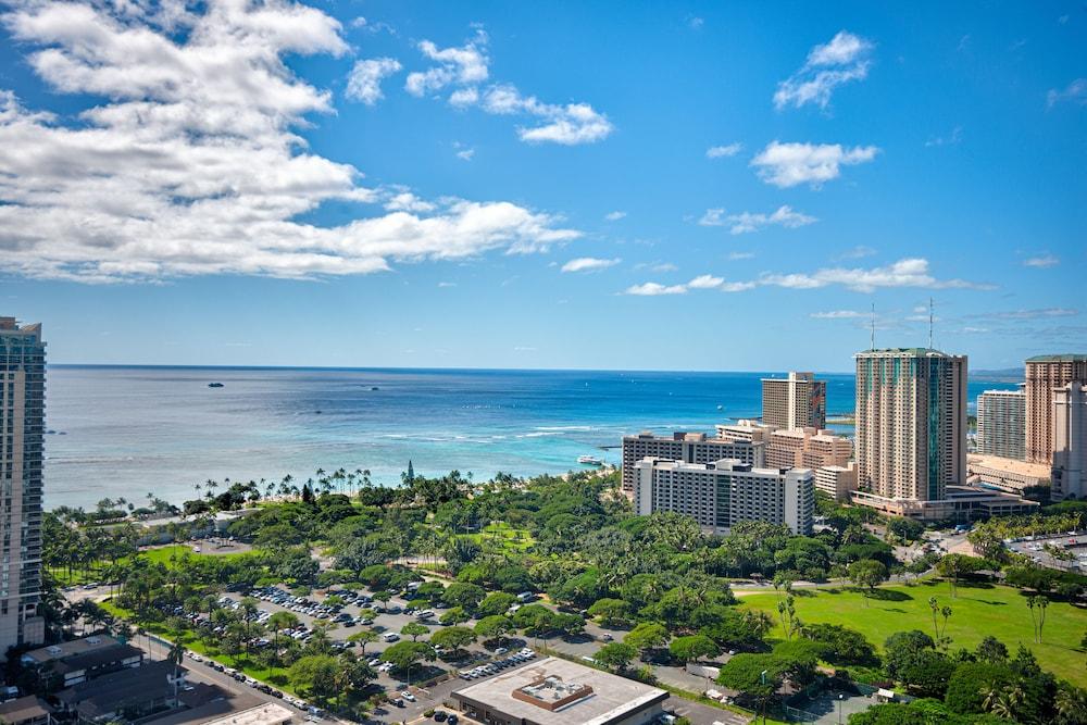 Real Select at the Ritz Carlton Residences, Waikiki Beach photo 90
