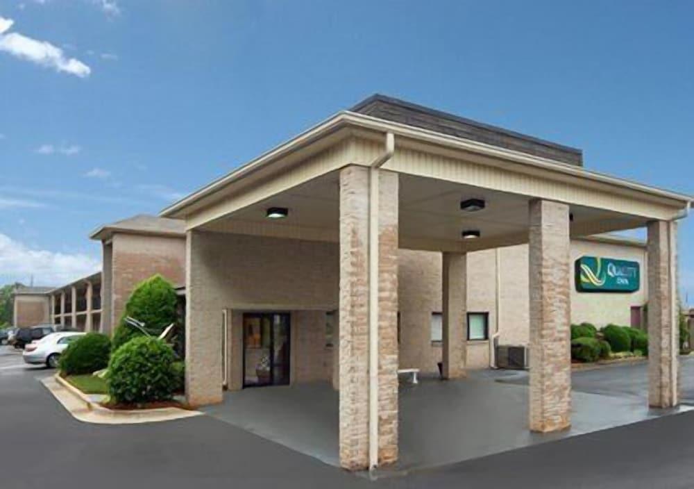 Quality Inn Oakwood - Gainesville photo 26