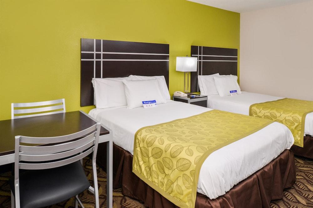 Americas Best Value Inn Pasadena Houston photo 8