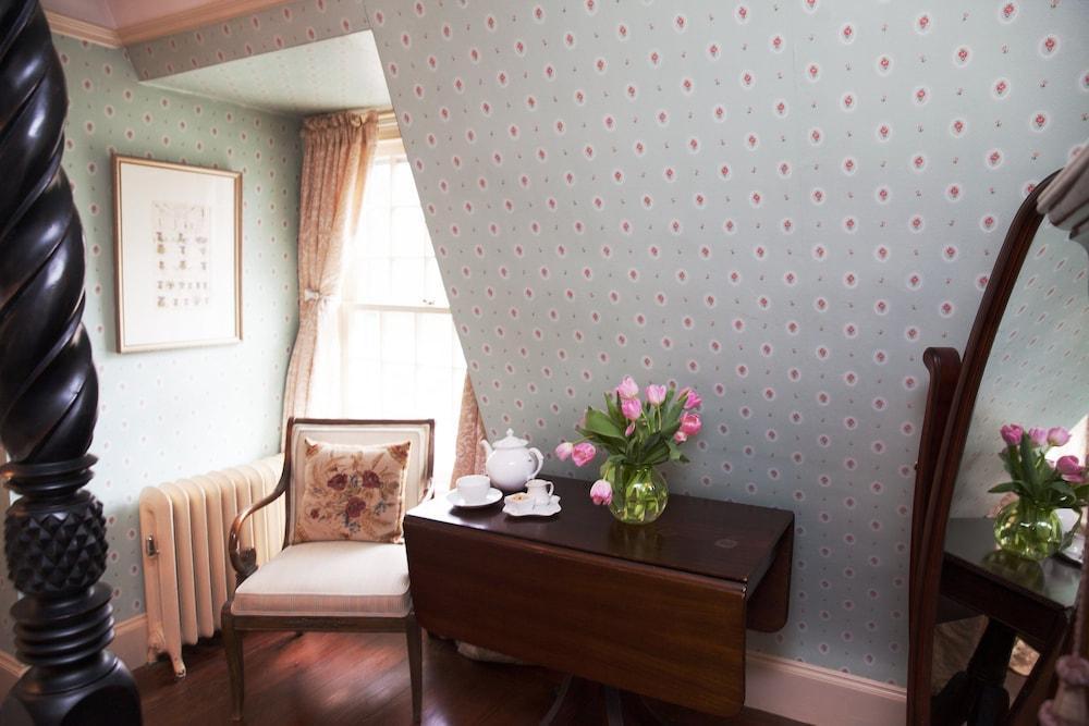 Bee and Thistle Inn photo 50