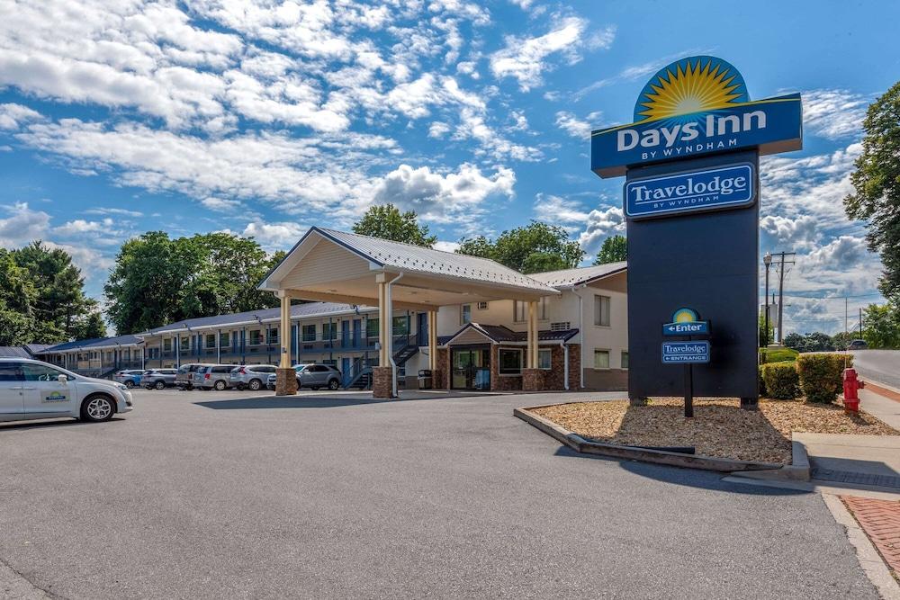 Travelodge By Wyndham Charles Town/Harpers Ferry photo 28