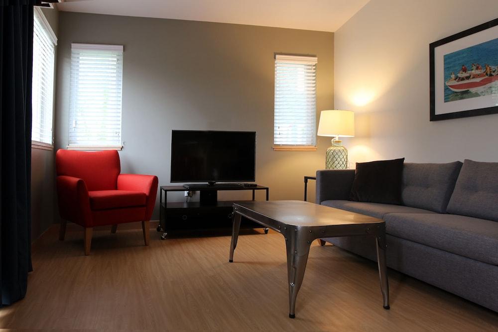 Eddy's Resort photo 3