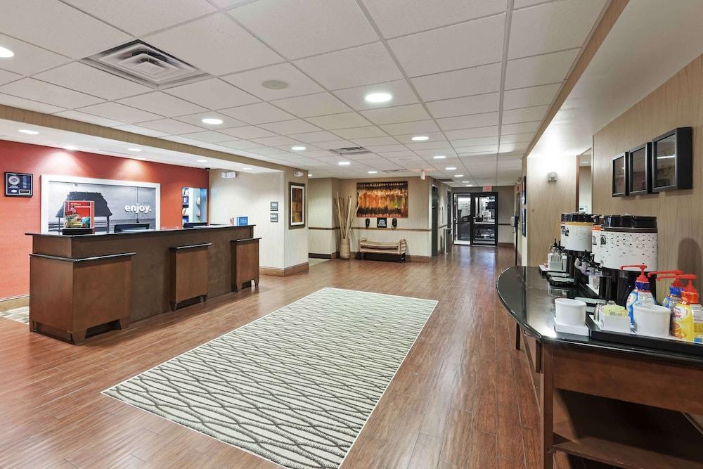 Hampton Inn & Suites Morgan City photo 47