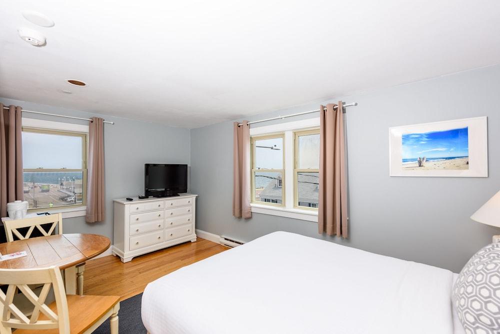 MV Surfside Hotel photo 81