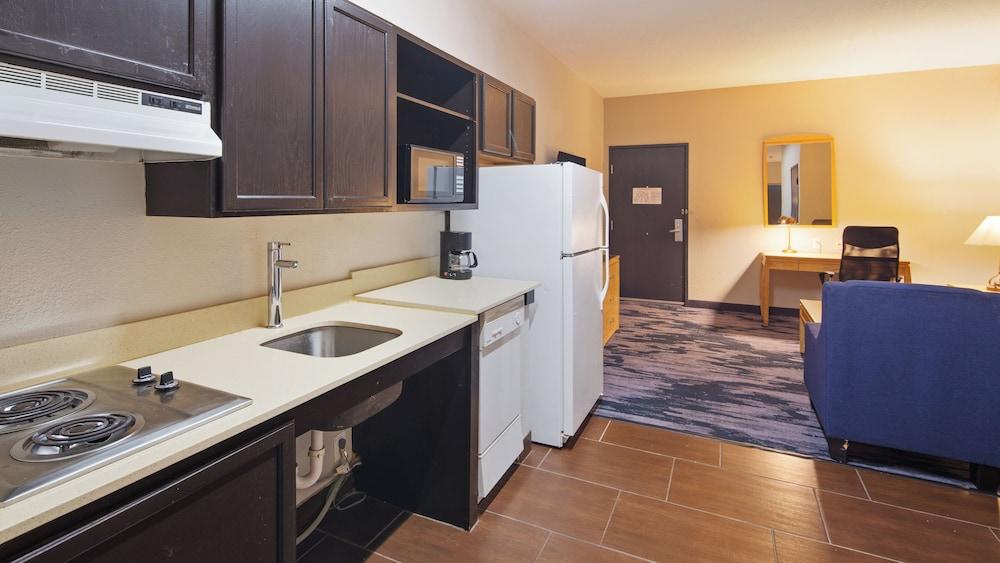 Candlewood Suites San Antonio - Fort Sam Houston photo 6