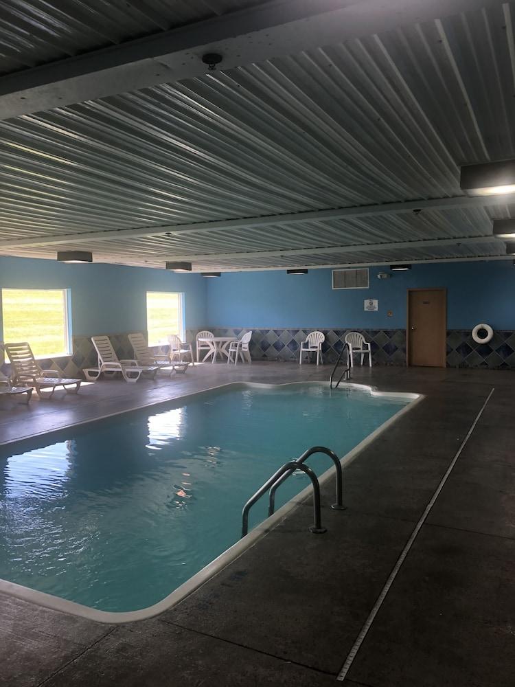 Baymont by Wyndham Lawrenceburg photo 35