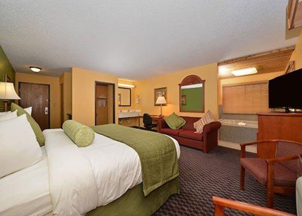 Quality Inn & Suites Grinnell near University photo 19