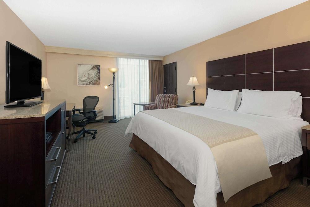 Wyndham Riverfront Little Rock photo 16