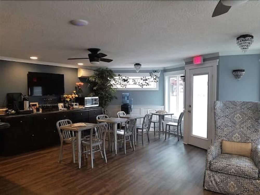 The Waldport Inn photo 33