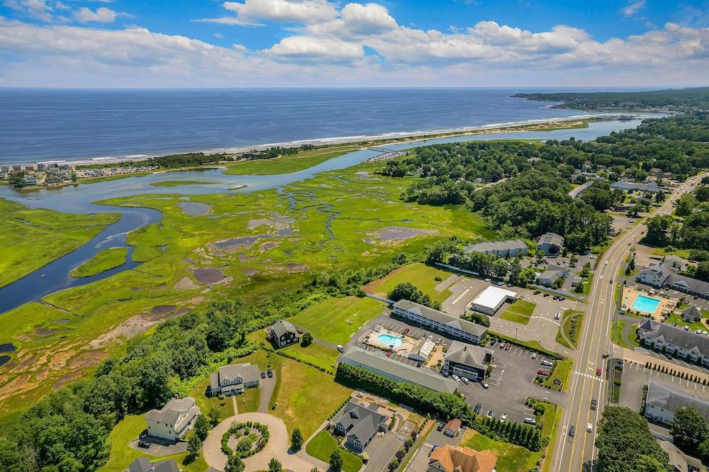 The Mariner Resort photo 13
