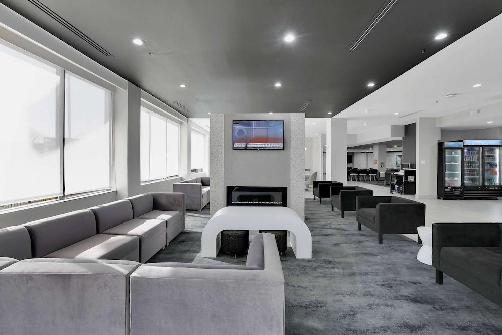 Holiday Inn Express And Suites Washington Dc Noma by IHG photo 38
