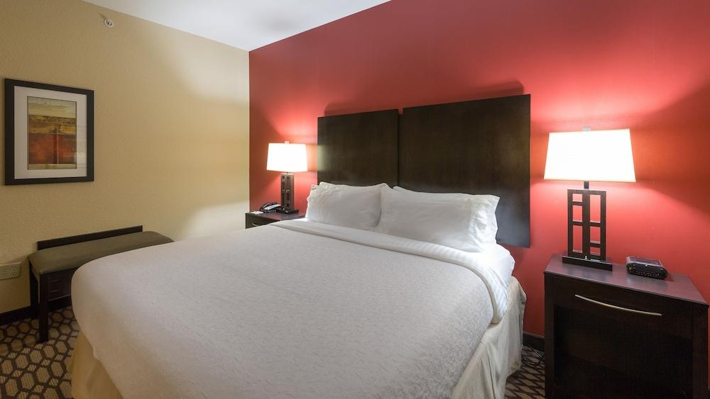 Holiday Inn Oklahoma City North Quail Spgs by IHG photo 3