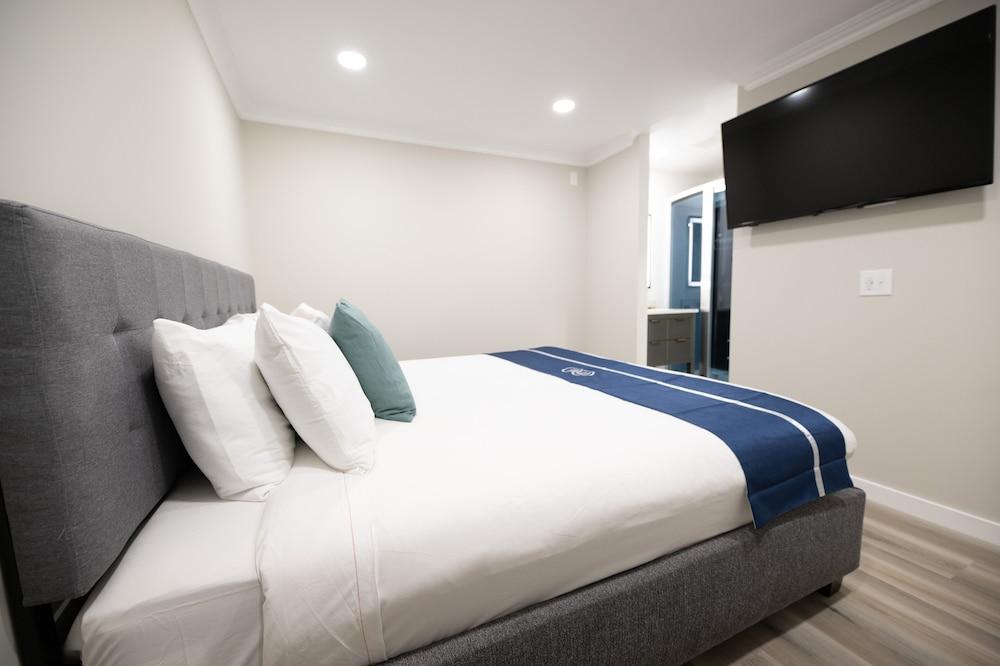Omeo Suites photo 20