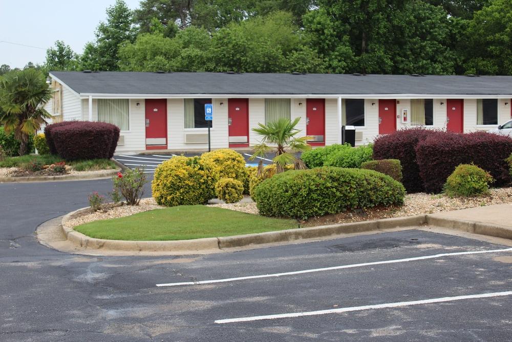 Americas Best Value Inn Conyer photo 54