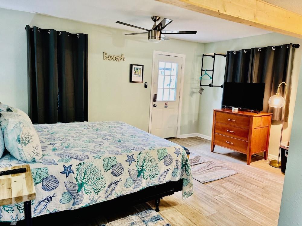 The Panacea Motel photo 51
