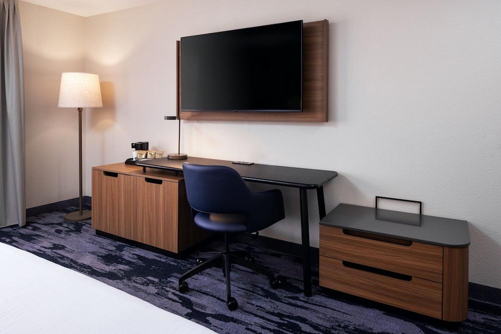 Fairfield Inn & Suites Columbus East photo 15