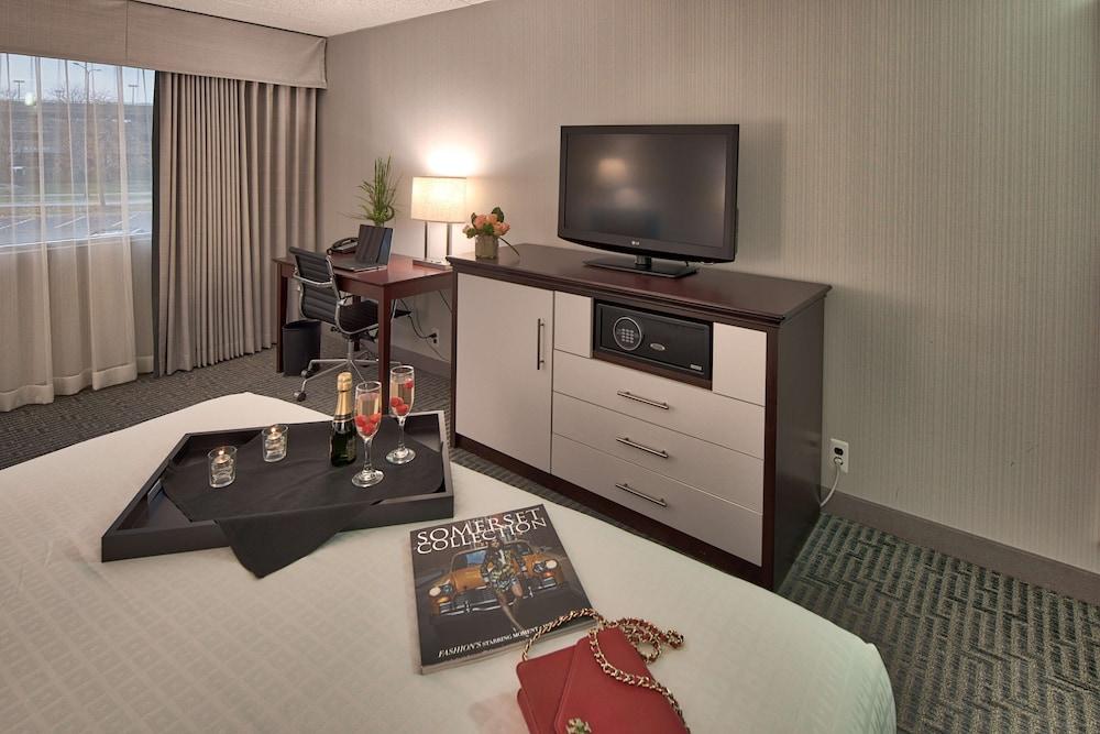 Somerset Inn photo 24