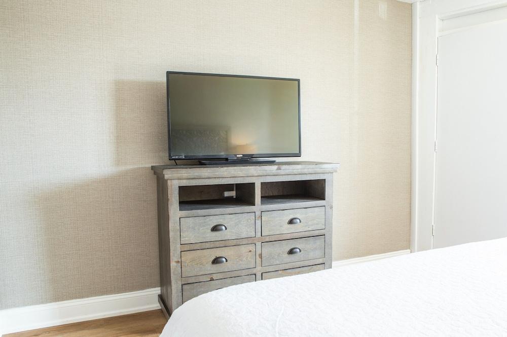 Bristol Plaza Resort Motel photo 8
