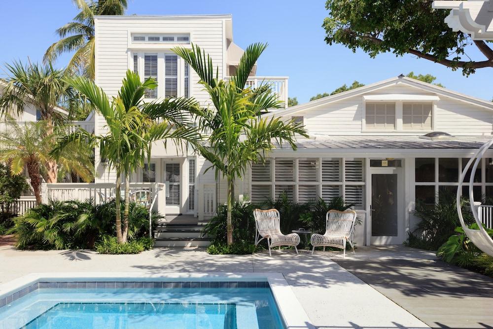 Ella's Cottages - Key West Historic Inns photo 15