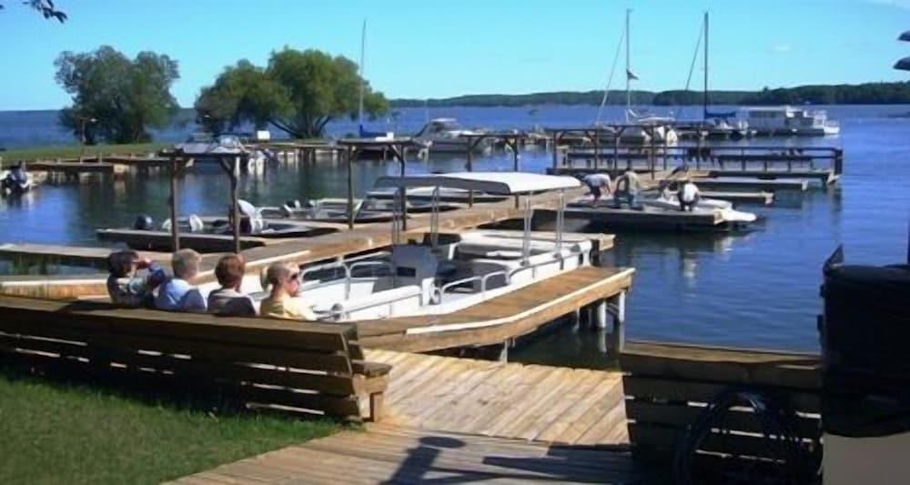 Horseshoe Bay Lodge photo 35