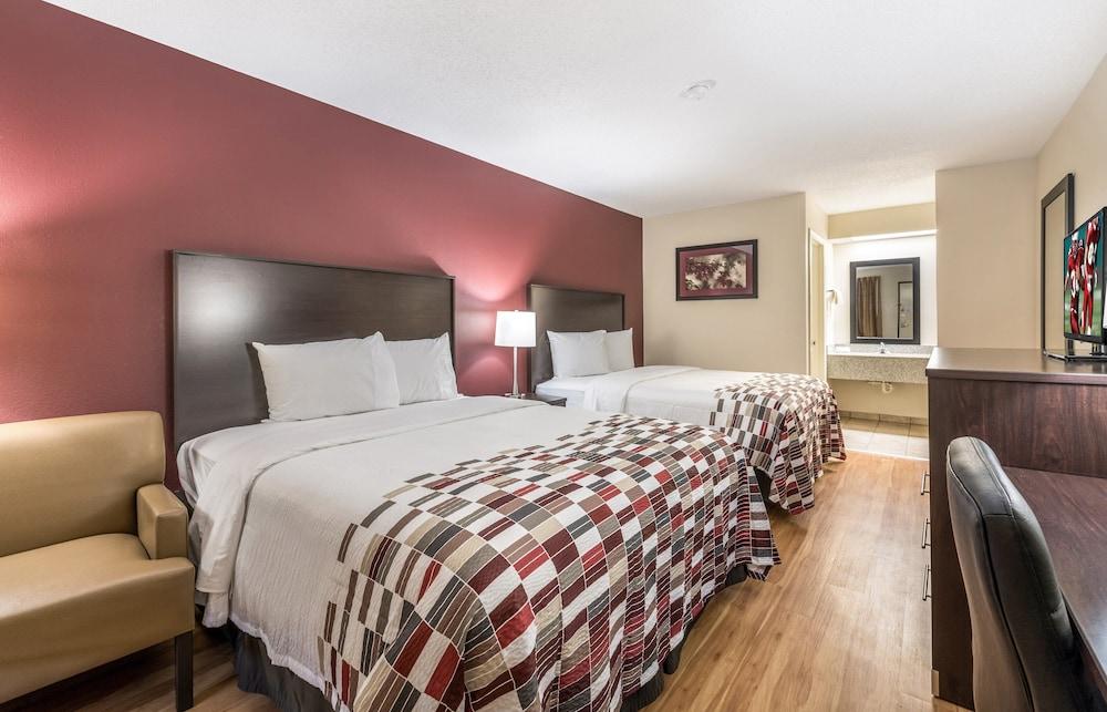 Red Roof Inn Indianapolis - Castleton photo 19