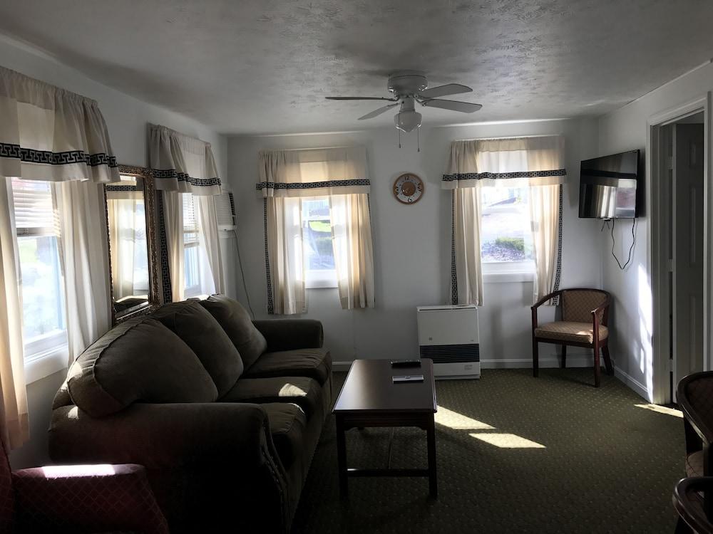 Exit 5 Resort & Condominium photo 39