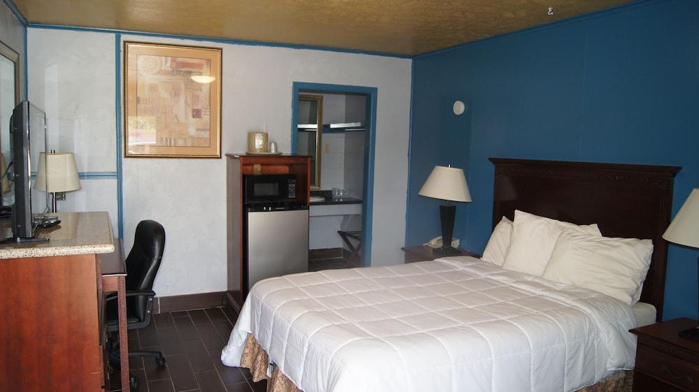 Stone Inn Motel photo 18