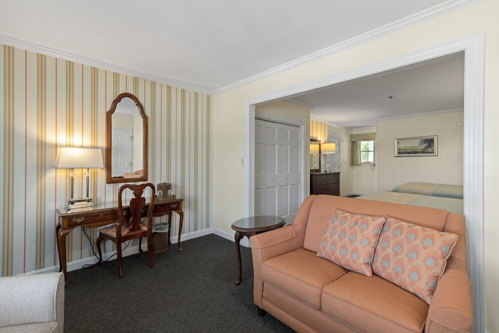 The Sparhawk Oceanfront Resort photo 24