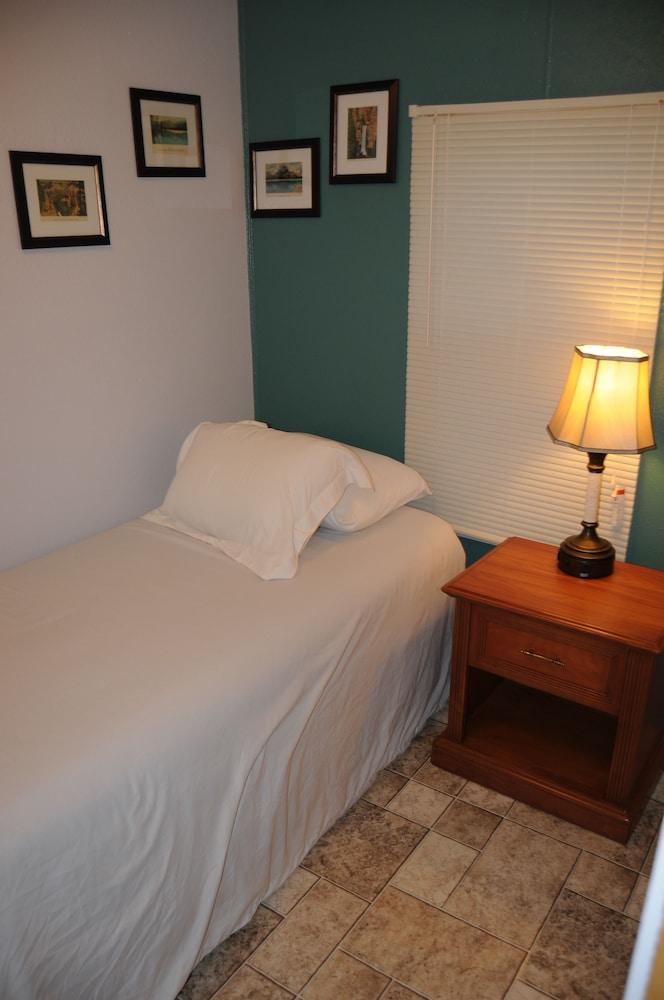 Yellowstone Motel - Adults Only photo 77