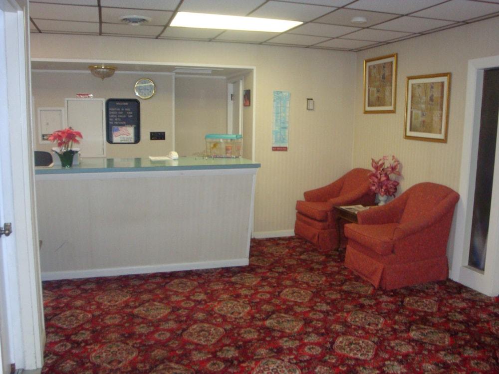 Bedford Motel photo 10