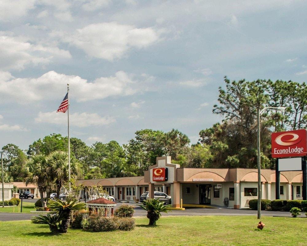 Econo Lodge Crystal River photo 35