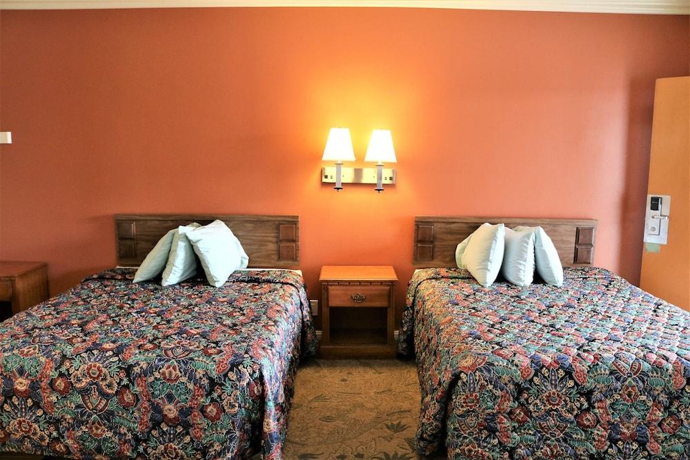 Four Corners motel photo 9