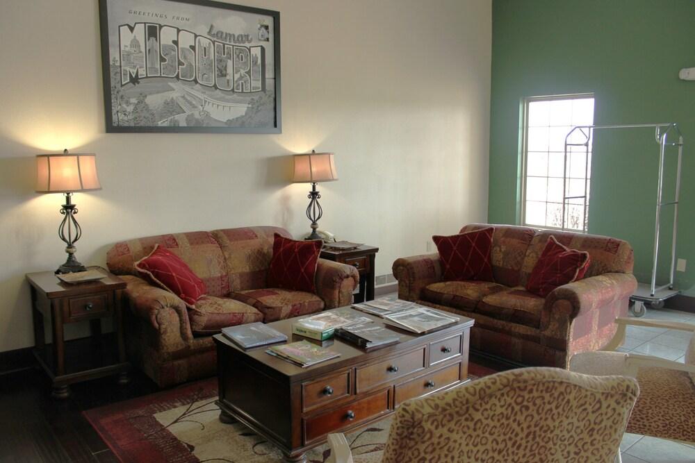 Boarders Inn & Suites photo 1