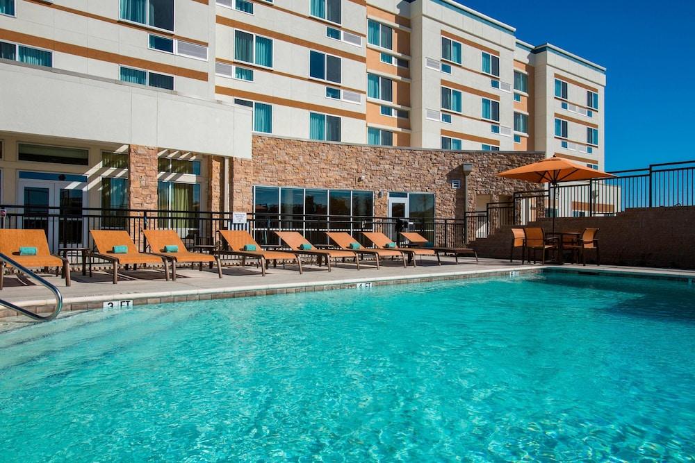 Courtyard by Marriott Dallas Midlothian-Midlothian Conf Ctr photo 17