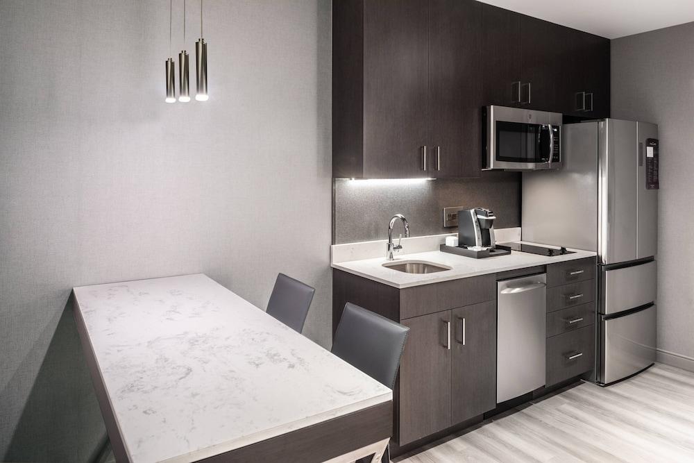 Residence Inn by Marriott Boston Waltham photo 14