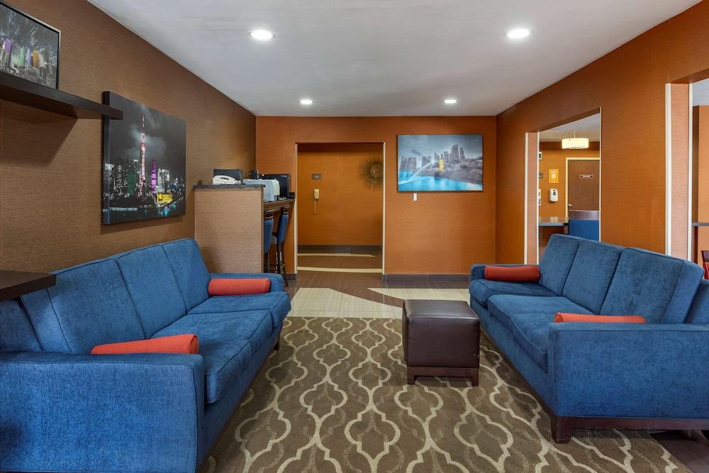 Comfort Inn Garner Clayton I-40 photo 28