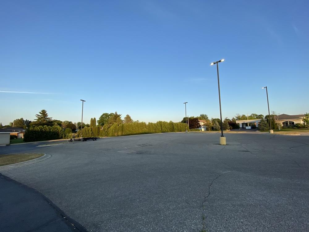 Fleetwood Inn & Suites photo 7