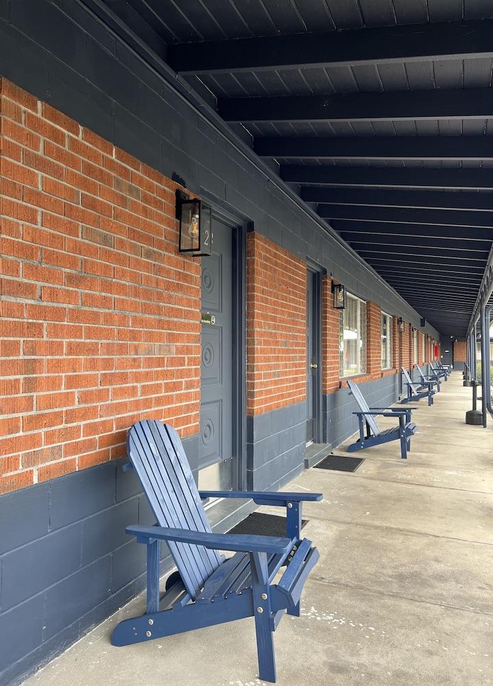 BlueGem Motel photo 78