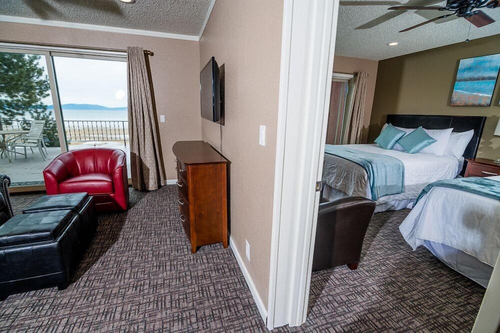 Beachcomber Inn photo 9