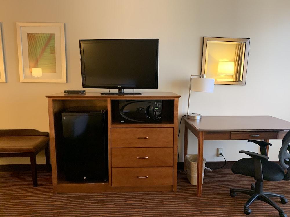 Best Western Executive Hotel Of New Haven - West Haven photo 31