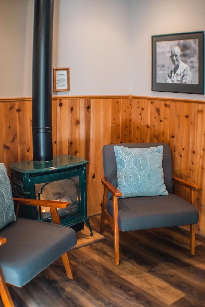 Steamboat Inn photo 95