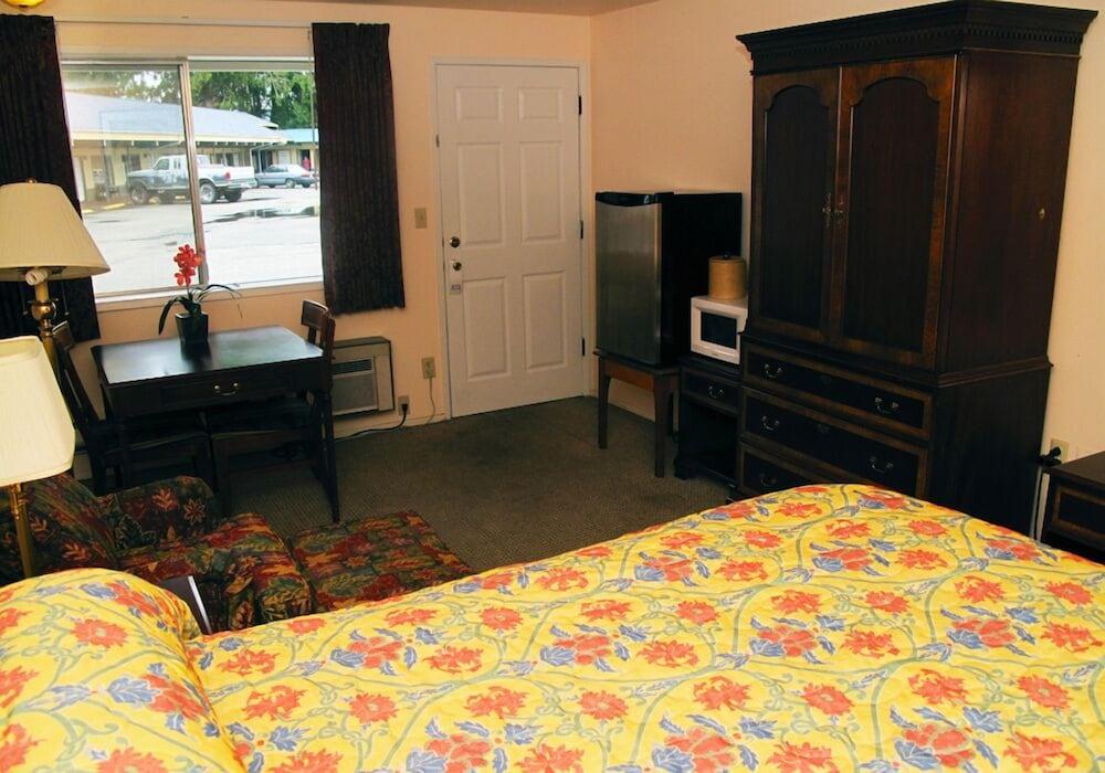 Skagit Motel photo 11