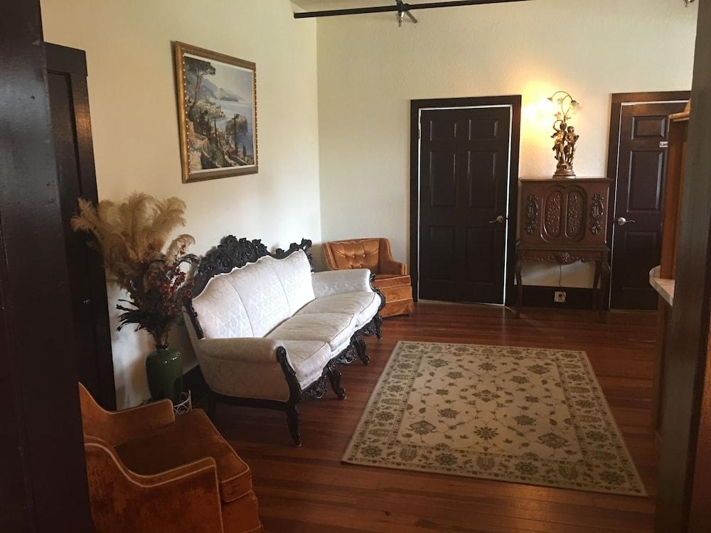 The DeLand Hotel photo 37