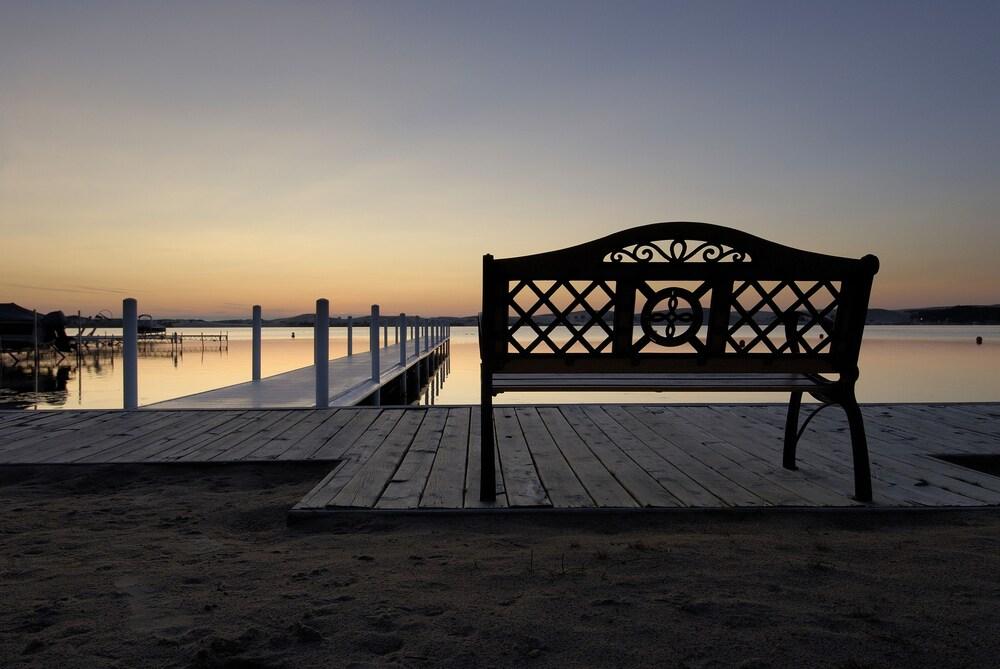 Dunes Waterfront Resort photo 55